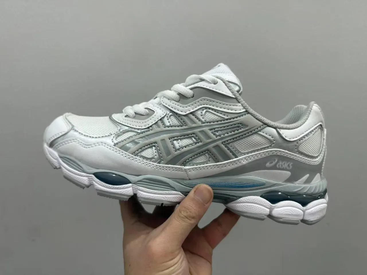 ASICS Blue White Layered Cage Overlay Mesh Ventilation Panels Lifestyle Sneakers 9