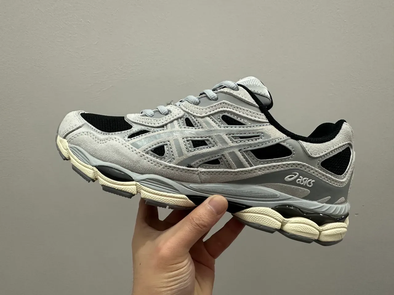 ASICS Blue White Layered Cage Overlay Mesh Ventilation Panels Lifestyle Sneakers 19