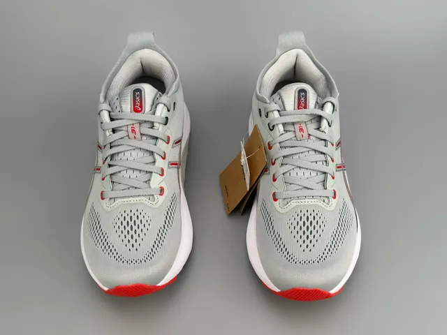 ASICS Gel-Kayano 31 Gris clair rouge marine chaussures de course 8