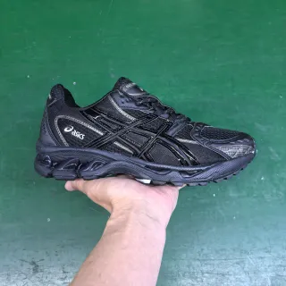 ASICS Gel-Kayano Black Mesh Running Shoes