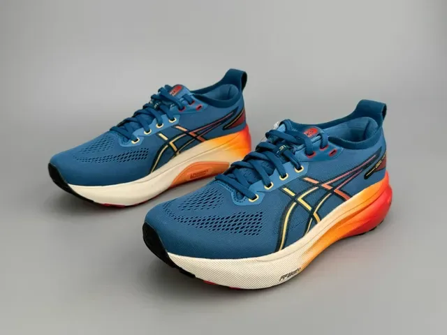 ASICS Gel-Kayano Gradient Midsole Running Shoes 6