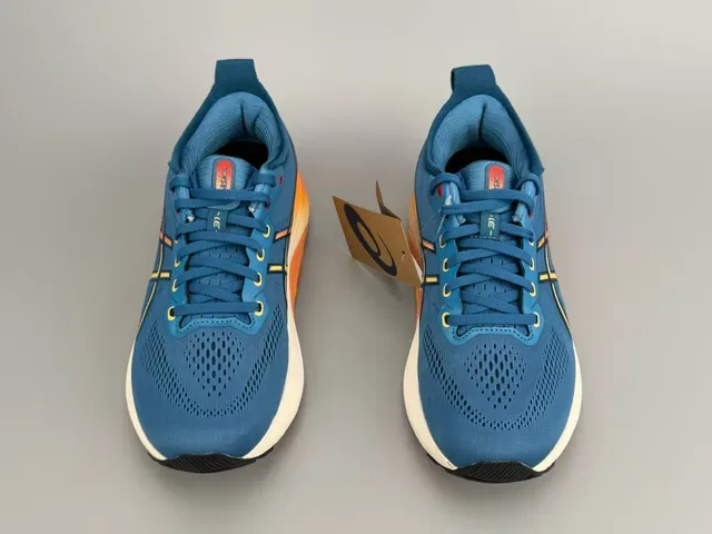ASICS Gel-Kayano Gradient Midsole Running Shoes 8