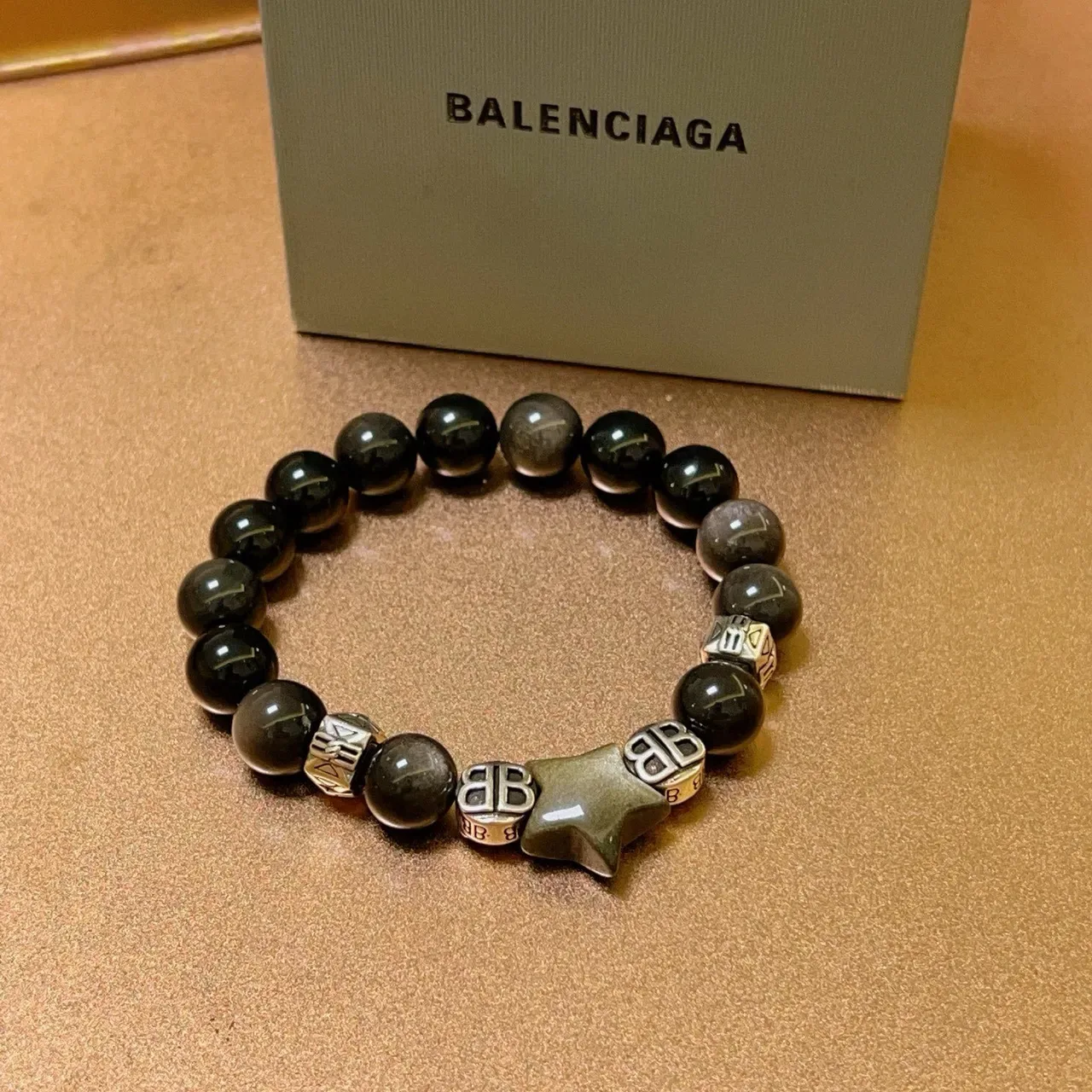 Balenciaga BB Charm Star Bracelet à perles 3