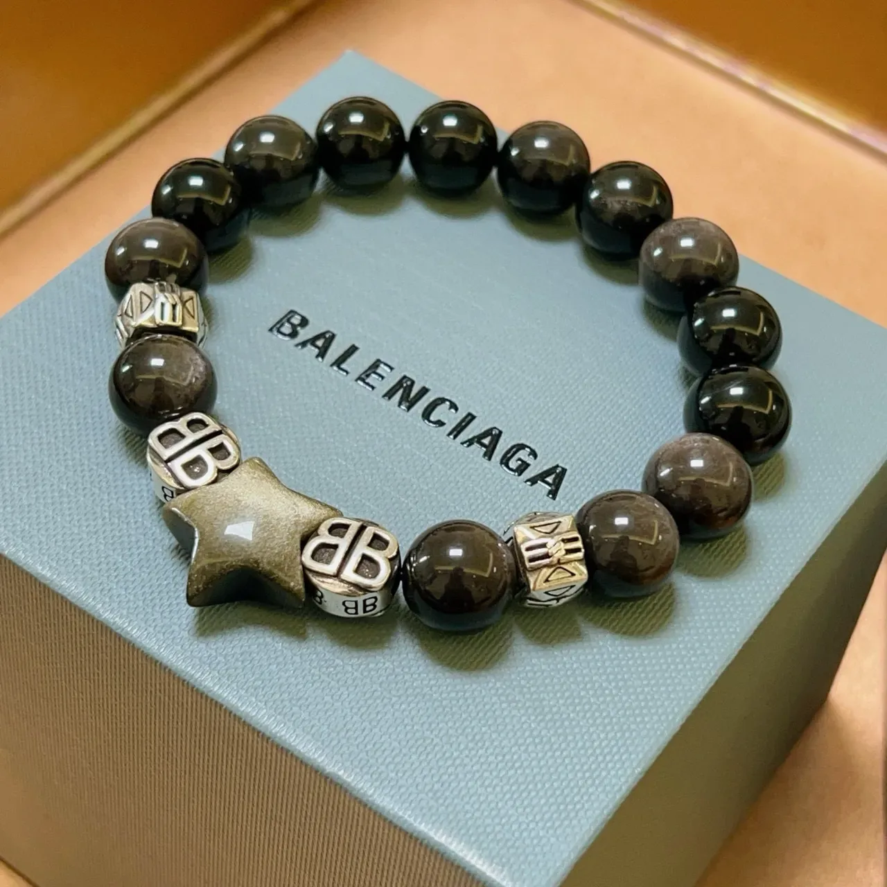 Balenciaga BB Charm Star Bracelet à perles 9