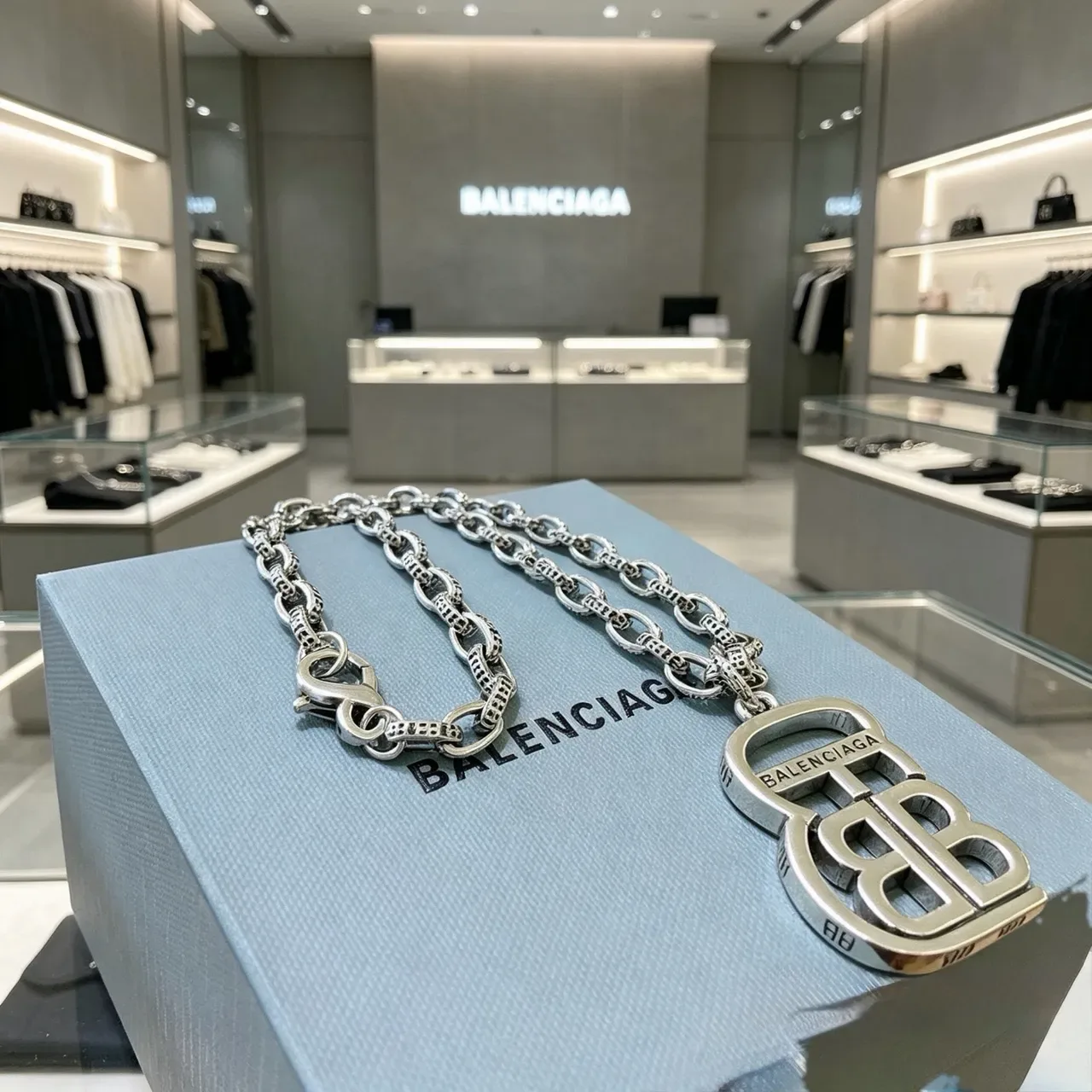Balenciaga BB Logo Silver Chunky Link Chain Interlocked Pendant Necklace 2