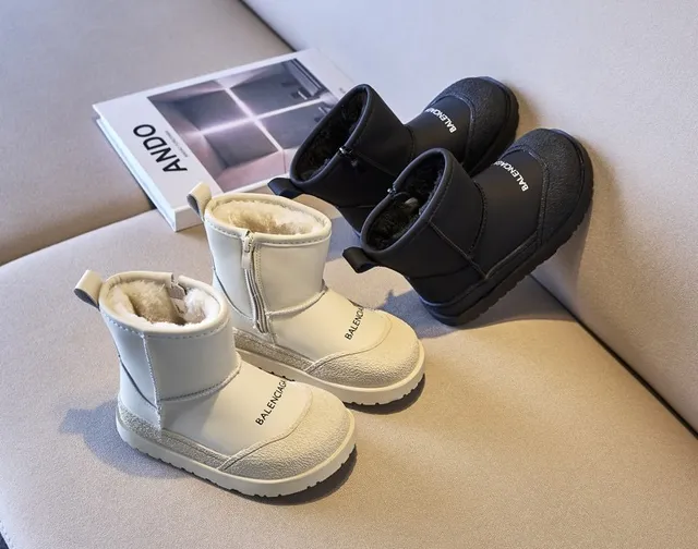 Balenciaga Bottes de neige beige blanc à la cheville avec fermeture éclair latérale 4