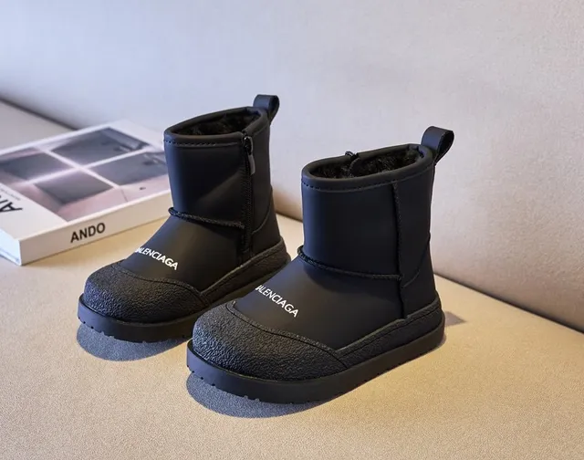 Balenciaga Bottes de neige beige blanc à la cheville avec fermeture éclair latérale 5