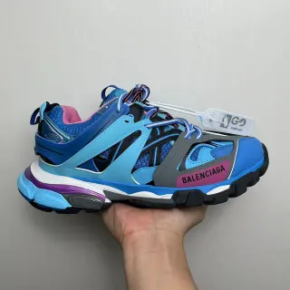 Balenciaga Tênis Azul e Rosa Upper Open-Cage Multicor Sola Multicamada Chunky
