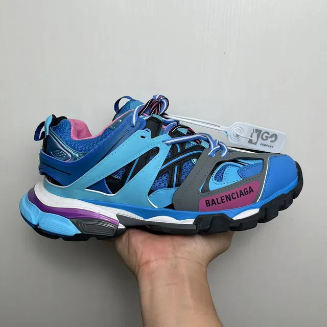 Balenciaga Tênis Azul e Rosa Upper Open-Cage Multicor Sola Multicamada Chunky 1