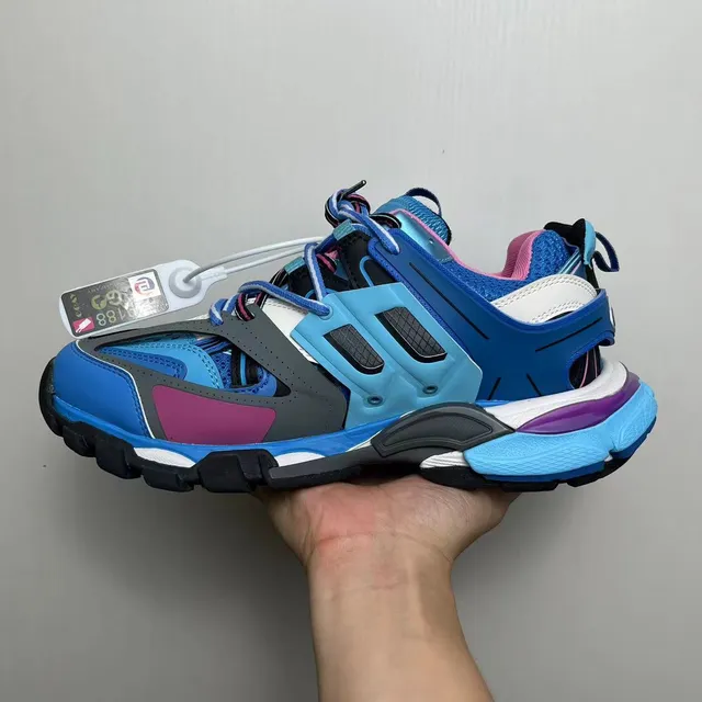 Balenciaga Tênis Azul e Rosa Upper Open-Cage Multicor Sola Multicamada Chunky 2