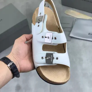 Balenciaga Defender صنادل كاجوال أبيض ذو ثلاثة أحزمة