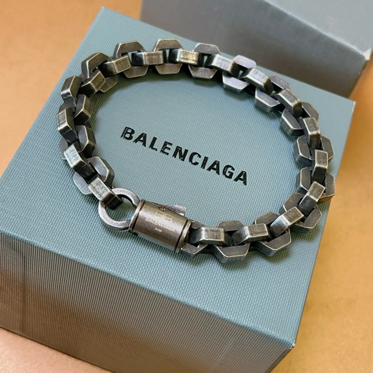 Balenciaga سلسلة صناعية رمادي أسود رابط هندسي سوار 6