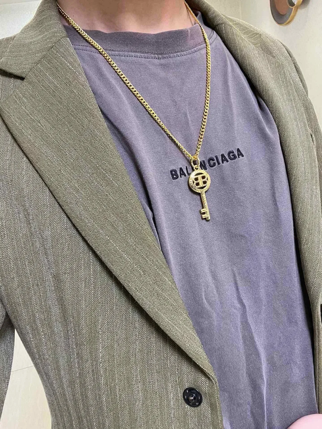 Balenciaga Pendentif Clé Chaîne Curb Or Collier 5