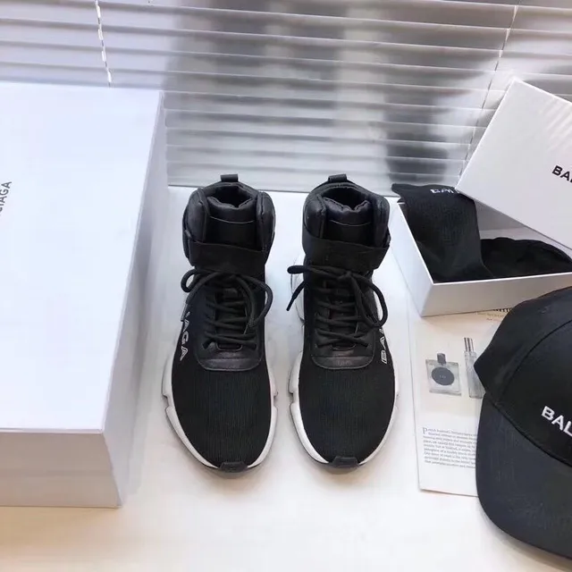 Balenciaga Runner حذاء رياضي أسود وأبيض سميك 2