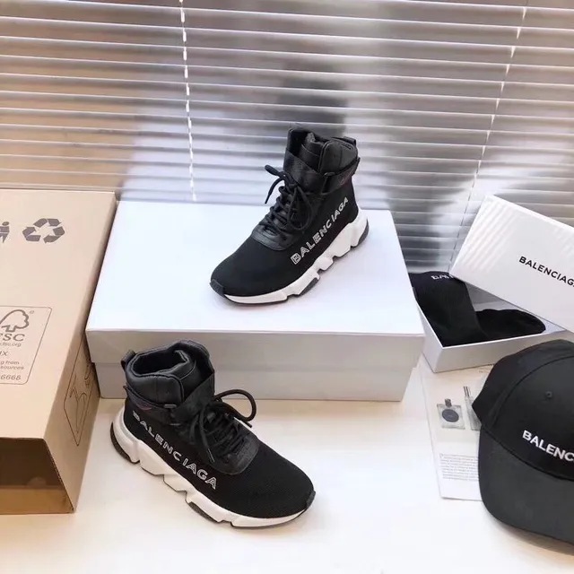 Balenciaga Runner حذاء رياضي أسود وأبيض سميك 5