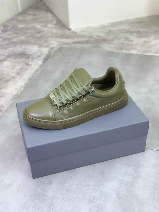 Balenciaga Speed Trainer Tênis Lifestyle de Couro Verde Oliva 4