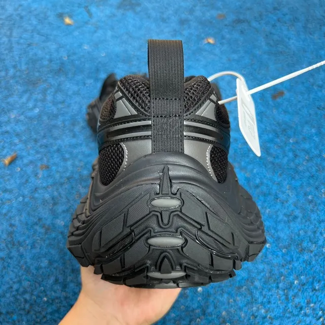Balenciaga Tire 12 কালো চাঙ্কি স্নিকার 5