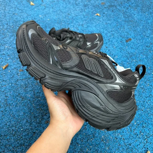Balenciaga Tire 12 কালো চাঙ্কি স্নিকার 9