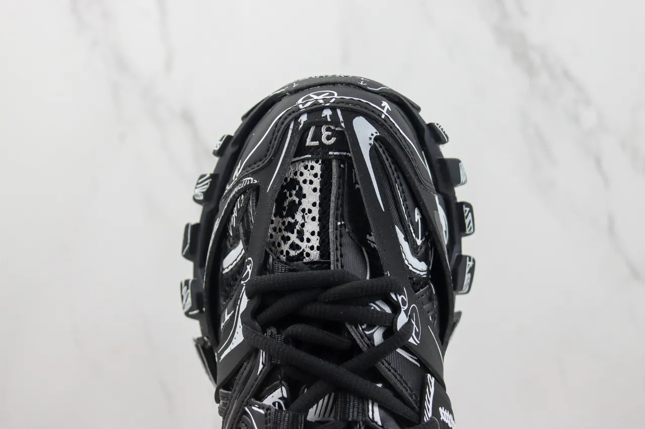 Balenciaga Track أسود أبيض كبيرة الحجم قاعدة فن الخط بأسلوب جرافيتي حذاء ثقيل 6