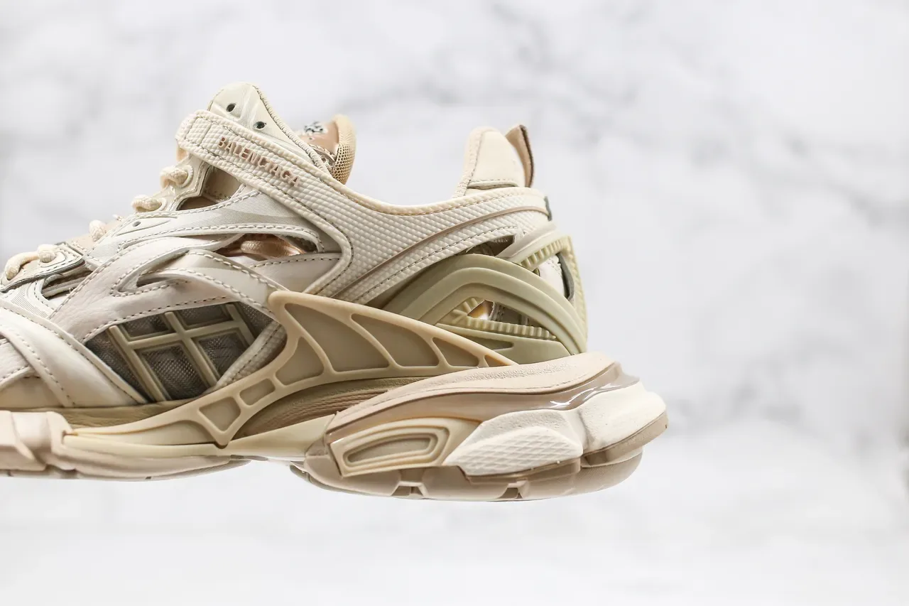 Balenciaga Track Trainer Off-White Beige sneakers chunky 4