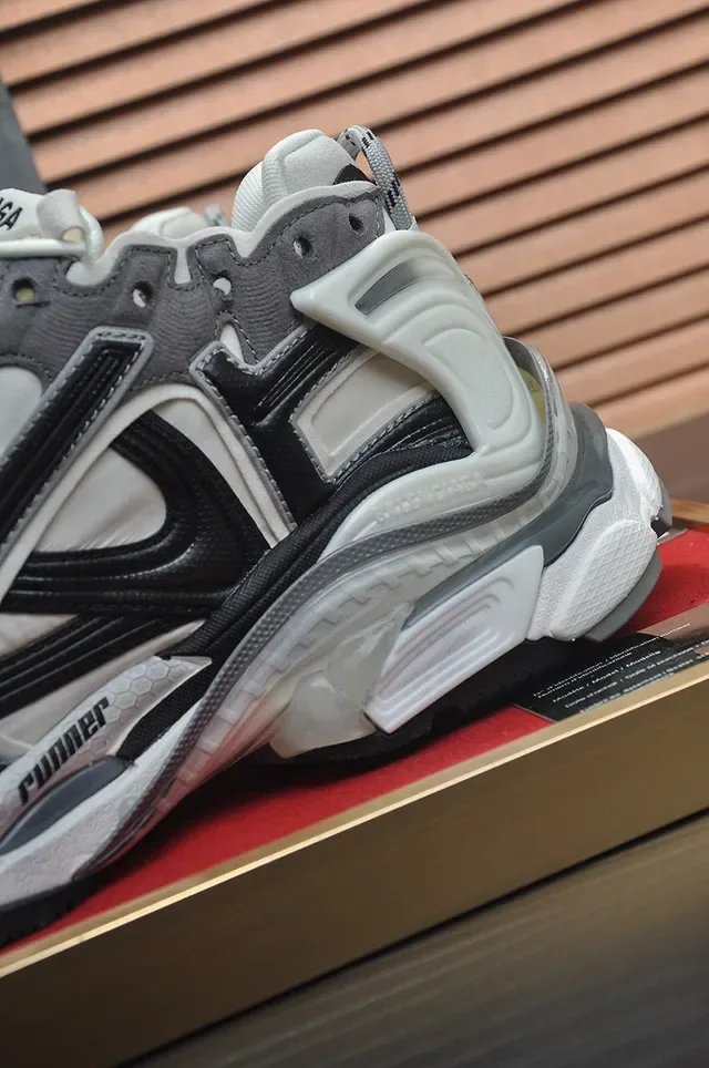 Balenciaga Track Trainer zapatillas chunky blancas grises negras 9