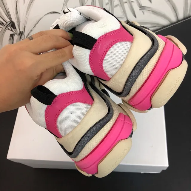 Balenciaga Triple S أحذية رياضية سميكة وردية أسود أبيض 4