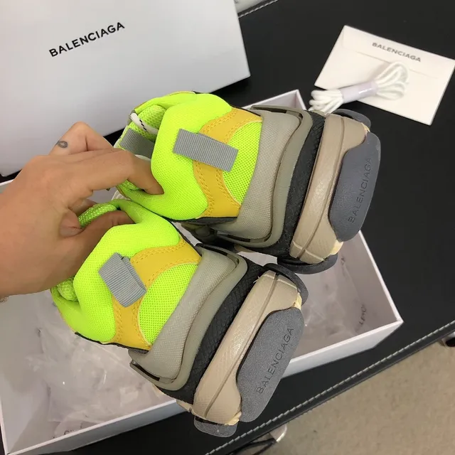 Balenciaga Triple S Runner Neon Lime Yellow Gray Baskets Chunky 4