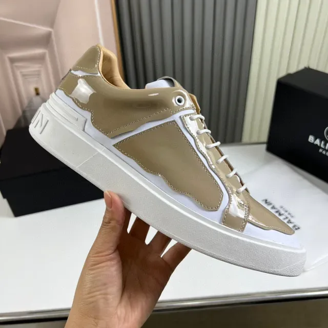 Balmain B-Bold Beige et Blanc Cuir Verni Sneakers Lifestyle 4