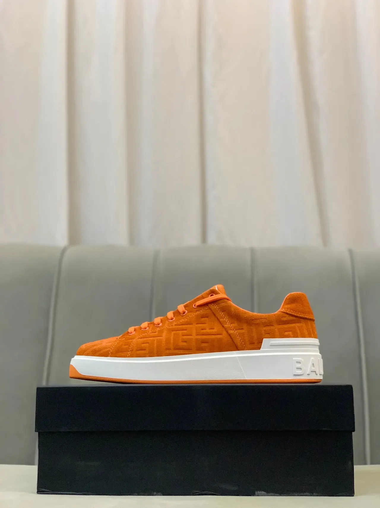 Balmain B-Court Sneakers Lifestyle Orange Daim Monogram 5