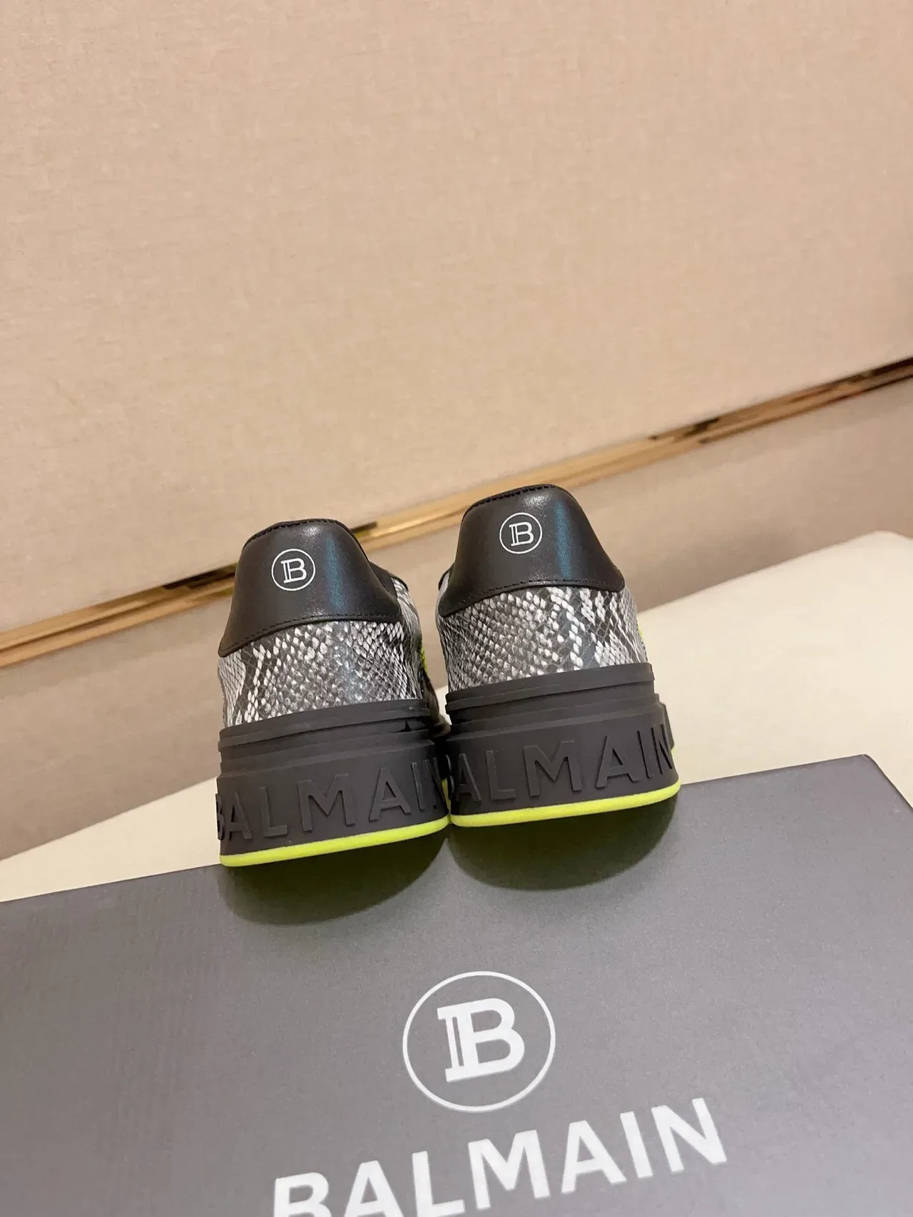 Balmain Black Yellow Platform Sole Mesh And Leather Paneling Lifestyle Sneakers 8