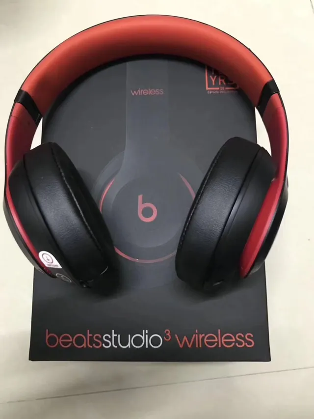 Beats Black Gold Circumaural Metal-Accented Headband Over-ear Headphones 6