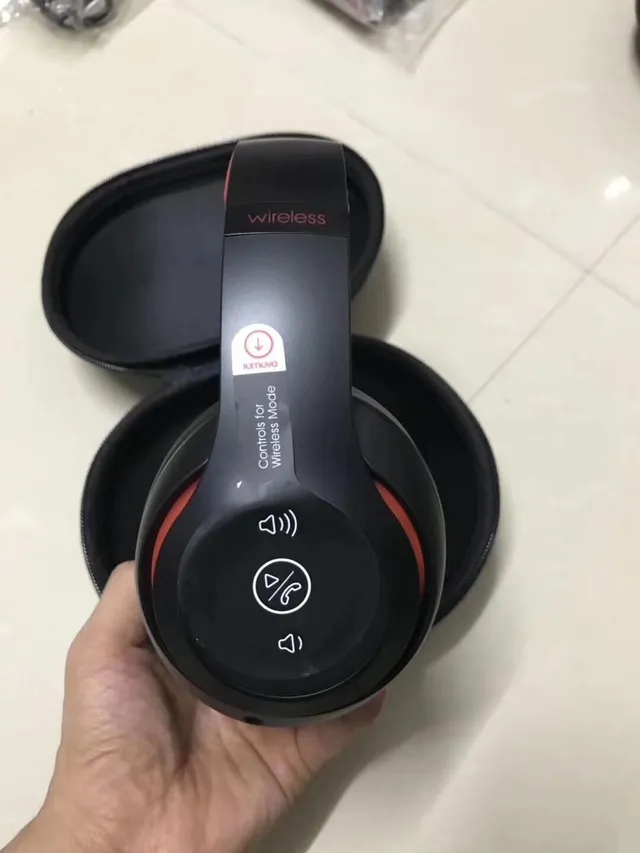 Beats Black Gold Circumaural Metal-Accented Headband Over-ear Headphones 8