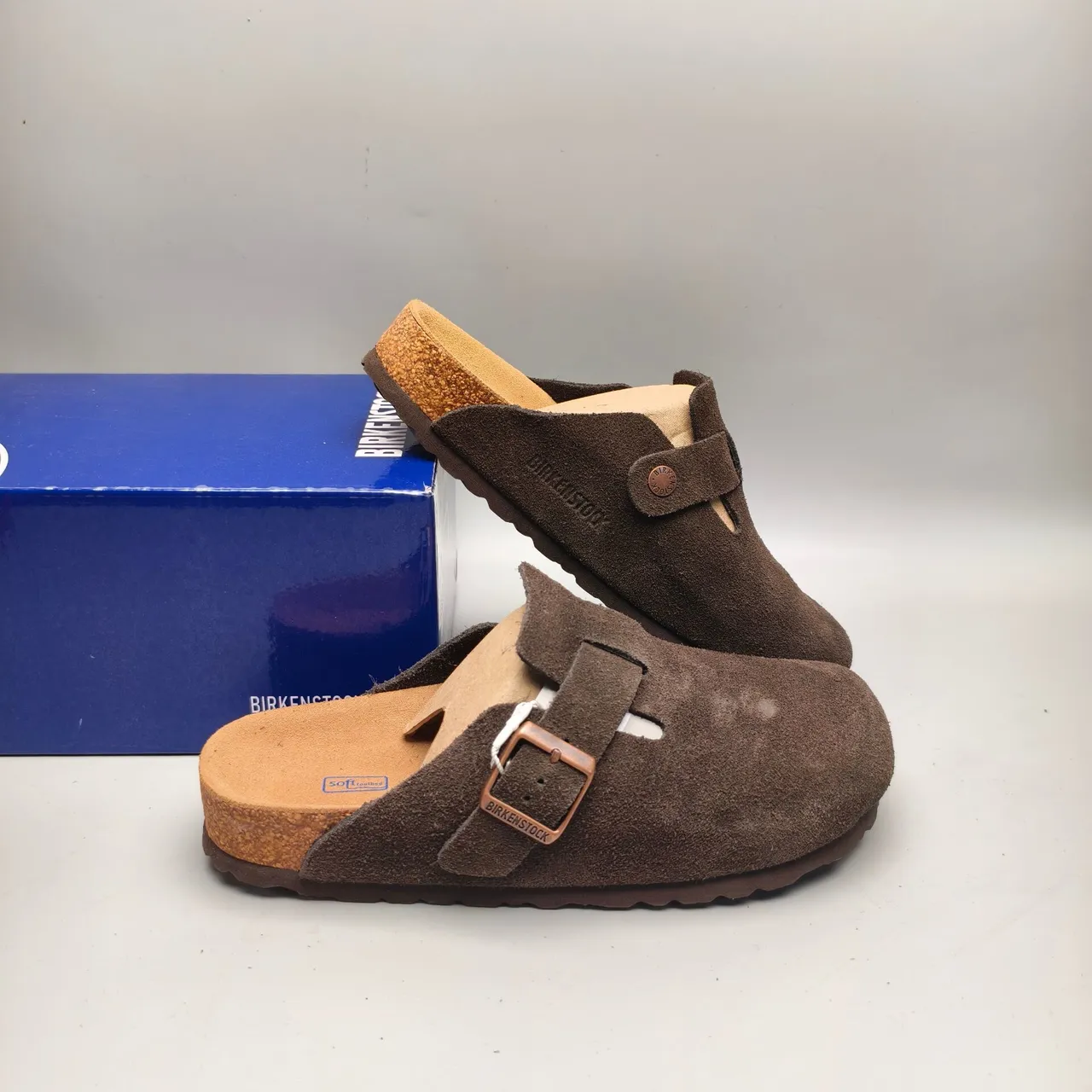 Birkenstock Boston Sapato de casa de camurça marrom de alça única 6