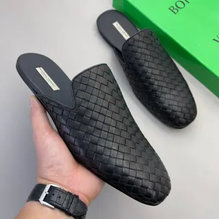 博塔加·韦内塔 Andiamo 黑色 Woven Intrecciato 皮革 Mule 轮廓 休闲鞋