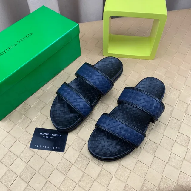 Bottega Veneta Andiamo Bleu marine Intrecciato Cuir tissé Chaussons 8