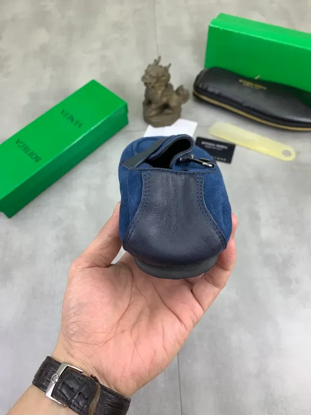 Bottega Veneta Bleu Navy Daim Mocassin Bride Cuir Lisse 3