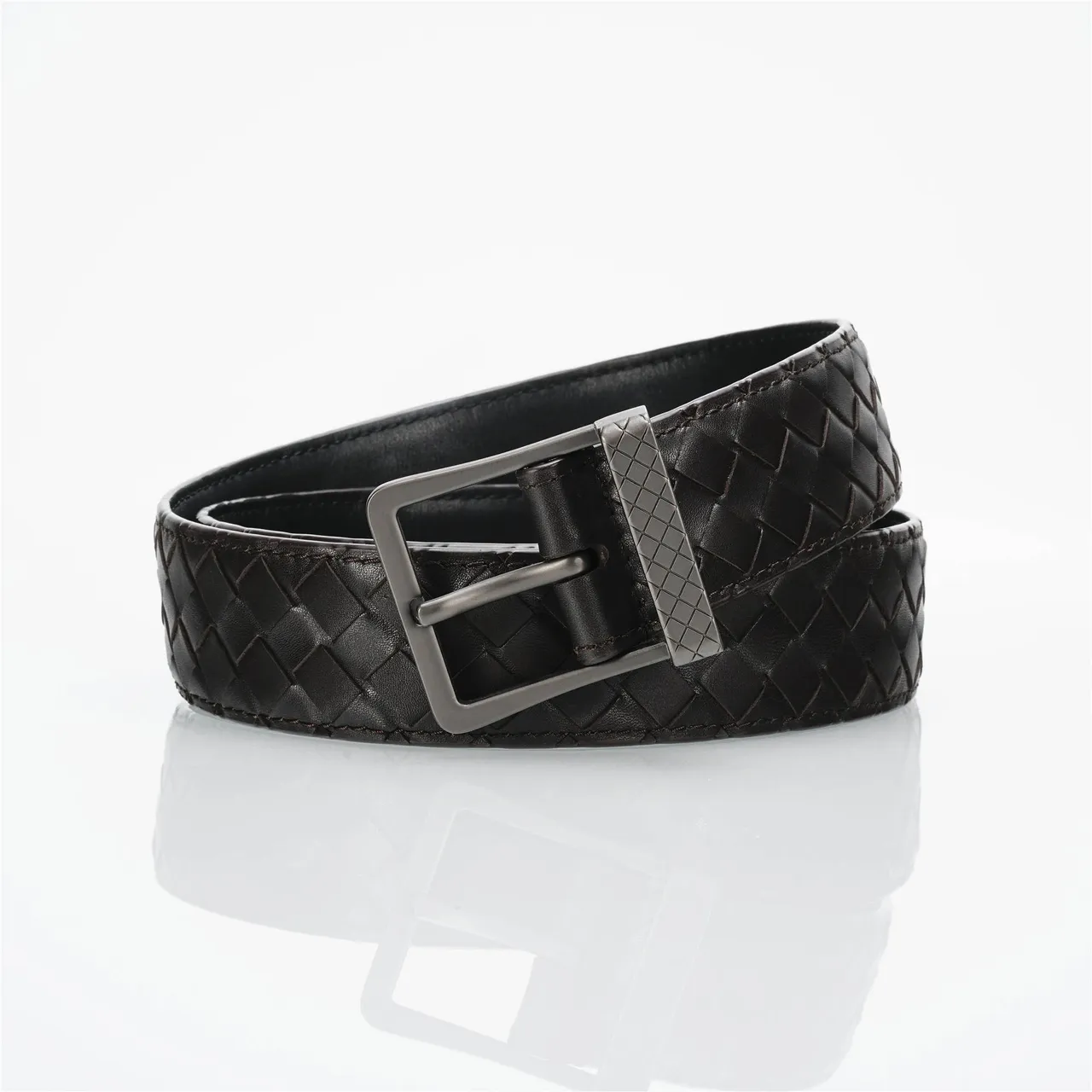 Bottega Veneta Cassette Intrecciato Ceinture en cuir noir 4