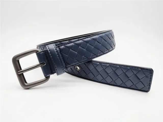 Bottega Veneta Cassette Intrecciato Cinto de couro cinza 9
