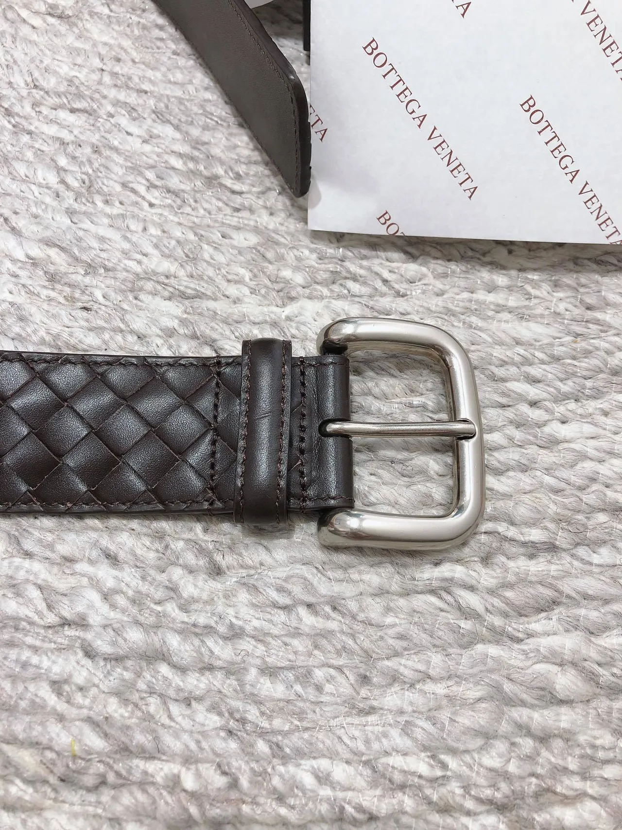 Bottega Veneta Cassette Intrecciato ceinture en cuir tissé 4