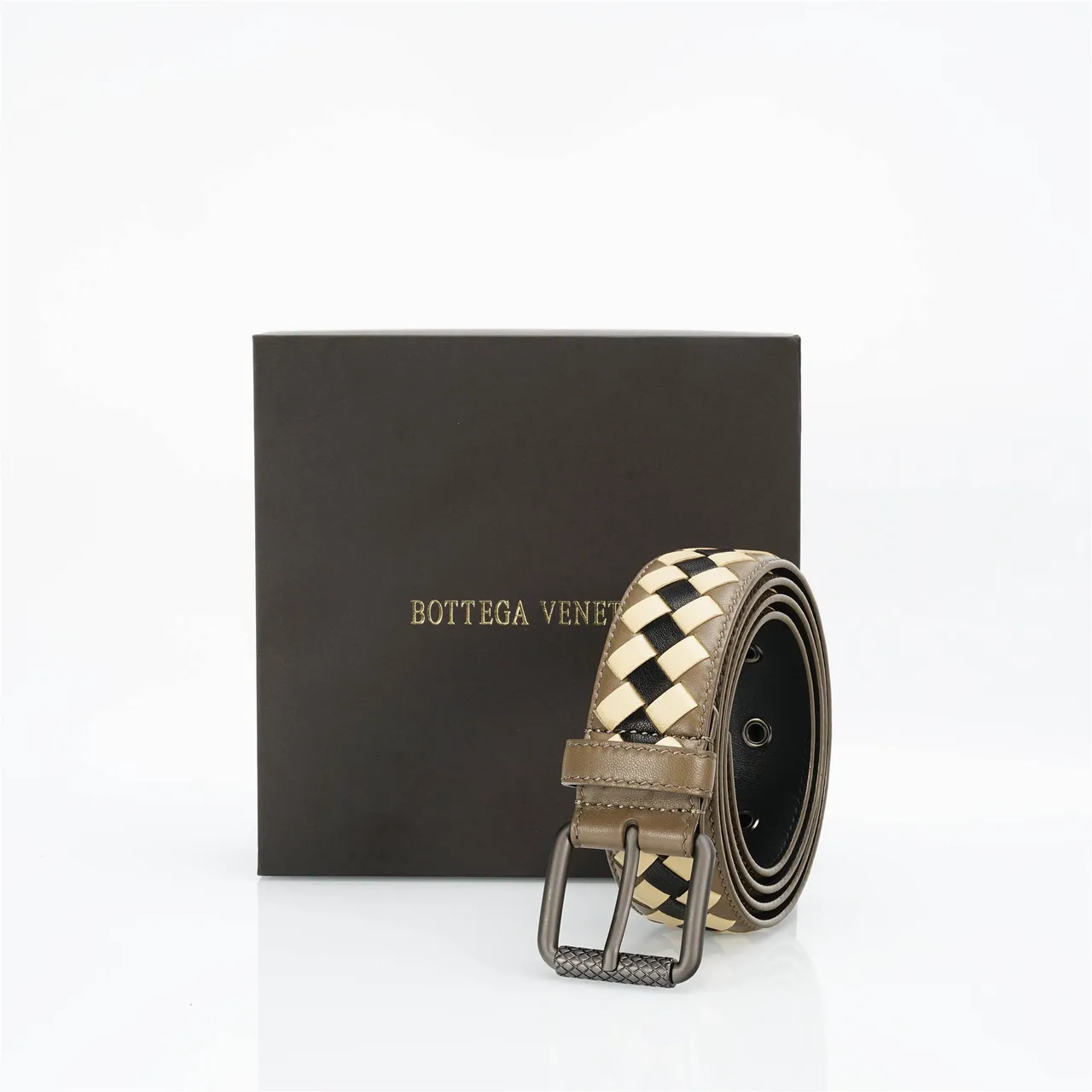 Bottega Veneta Intrecciato بني وبيج مكون من نسيج ثلاثي الألوان هندسي حزام جلدي 6