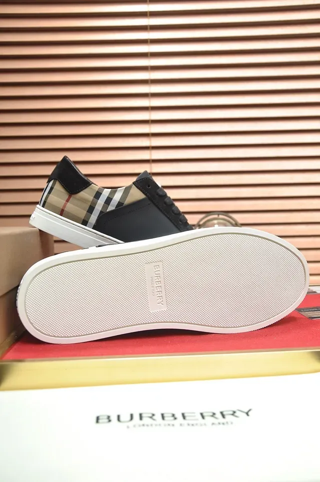 Burberry Noir Beige Maison Check Panel Daim Pointe Style de Vie Sneakers 5