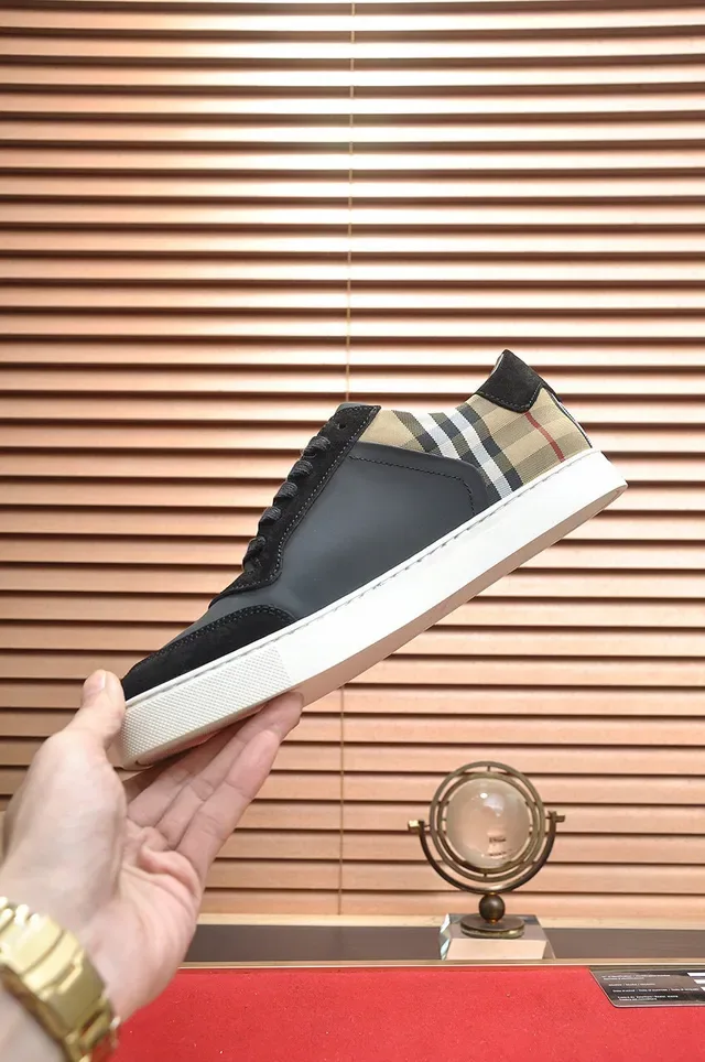 Burberry Noir Beige Maison Check Panel Daim Pointe Style de Vie Sneakers 7