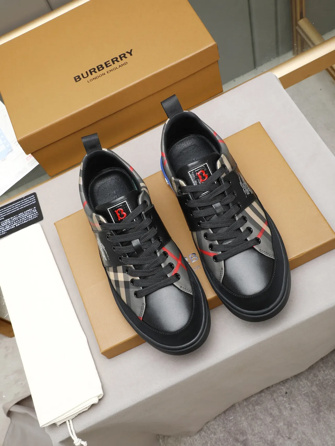 Burberry Noir Beige Panneaux à Carreaux Monogrammés Talon Sneakers Lifestyle 2