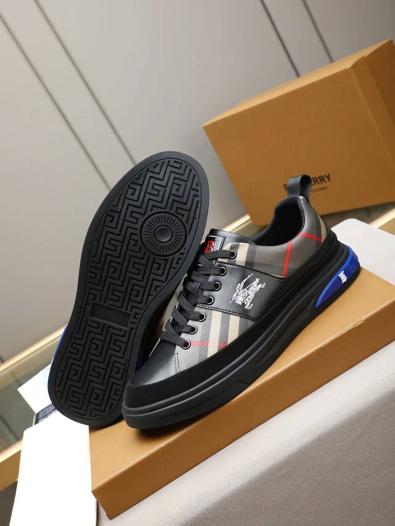 Burberry Noir Beige Panneaux à Carreaux Monogrammés Talon Sneakers Lifestyle 4