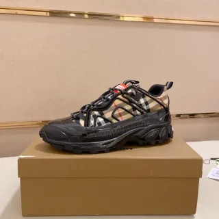 Burberry Black Beige Sculpted Sole Glossy Rubber Chunky Sneakers