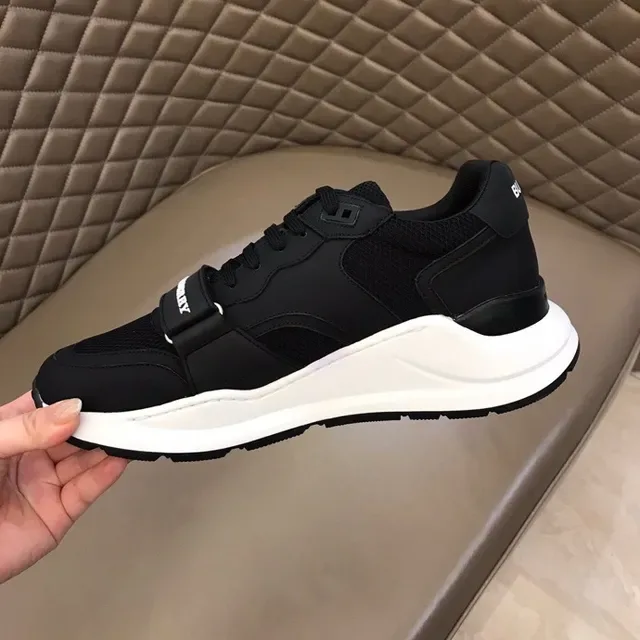Burberry chaussures lifestyle noires et blanches en maille et synthétique avec upper sculpté midsole sculpté 4