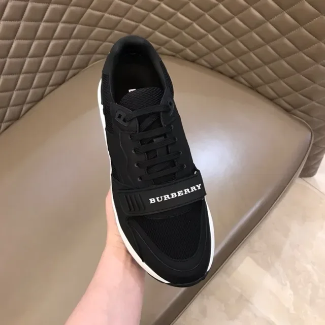 Burberry chaussures lifestyle noires et blanches en maille et synthétique avec upper sculpté midsole sculpté 6