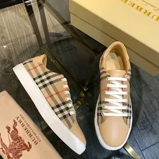 Burberry চেক প্যাটার্ন ট্যান চামড়া টো লাইফস্টাইল স্নিকার্স