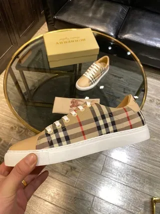 Burberry Check Pattern Tan Leather Toe Lifestyle Sneakers 9