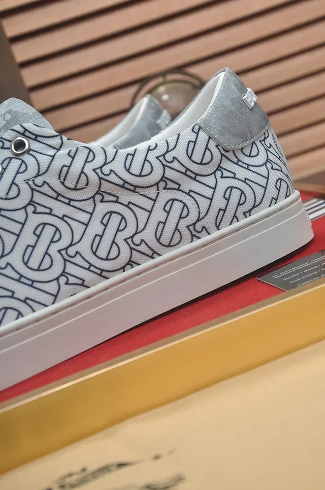 Burberry Cinza Branco Monograma Impreso Superior Cupsole Lifestyle Sneakers 9